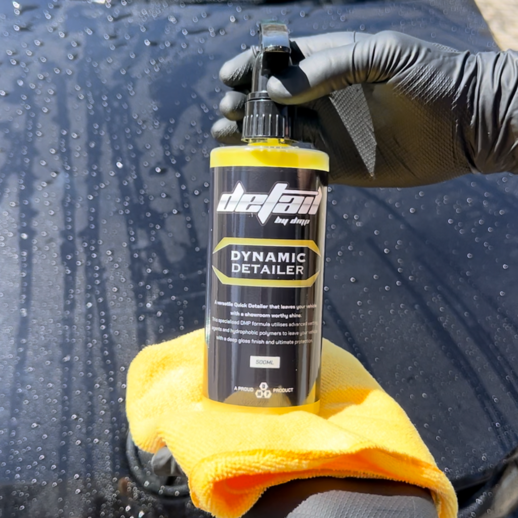 DYNAMIC CERAMIC HYDROPHOBIC DETAILER, Close Up, Water Beading in background