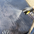 DYNAMIC CERAMIC HYDROPHOBIC DETAILER, being used to make ultra water beading properties, Limlex Spray