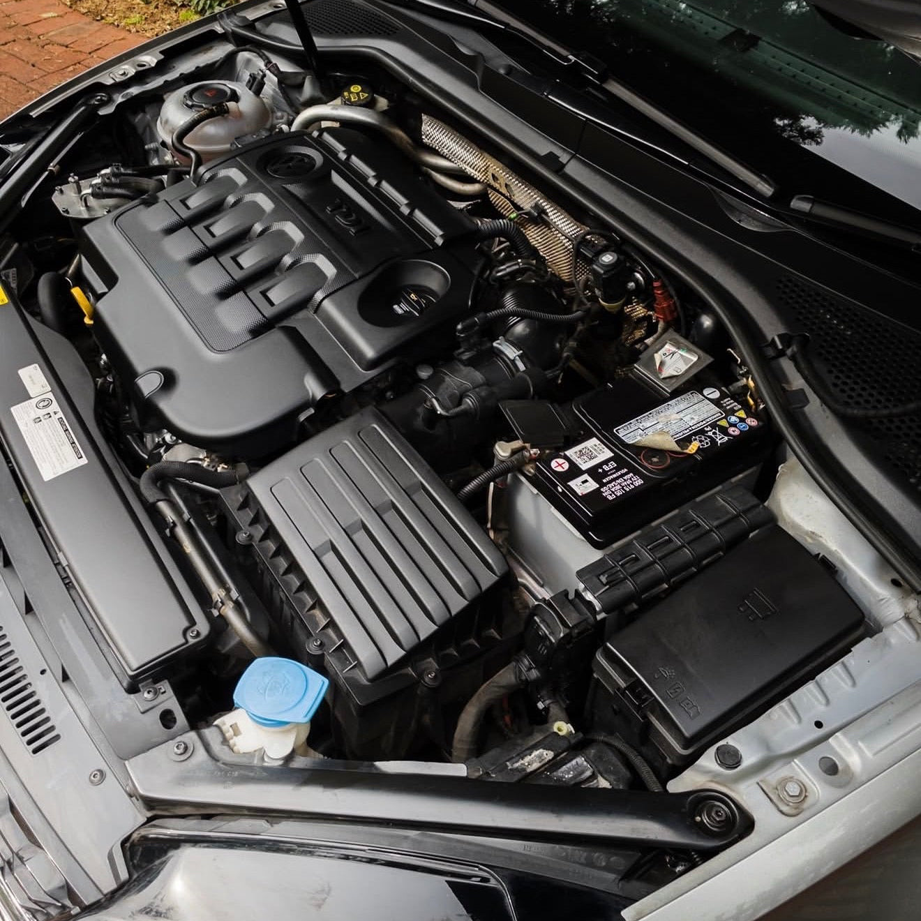 Detail By DMP - Super Shine Engine Bay