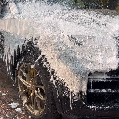 THICK SNOW FOAM ON PORSCHE, PRE WASH, ALL PURPOSE, FRONT