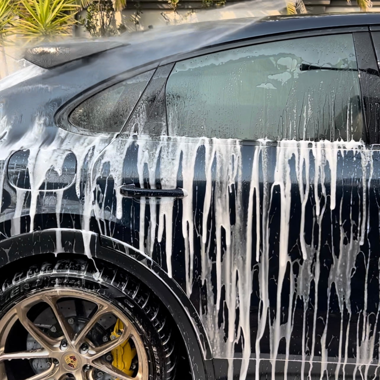 THICK SNOW FOAM ON PORSCHE, PRE WASH, ALL PURPOSE, RINSE, HYDROPHOBIC